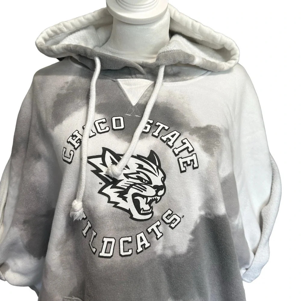 Champion Chico State women's size XL short sleeve hoodie white and grey